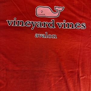 Vineyard Vines Men’s Avalon location tshirt